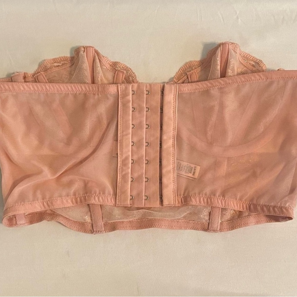 🧁Elegant Lace Bustier in Pink and Gold - Picture 7 of 7